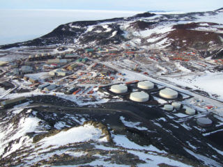 McMurdo & Palmer Research Stations